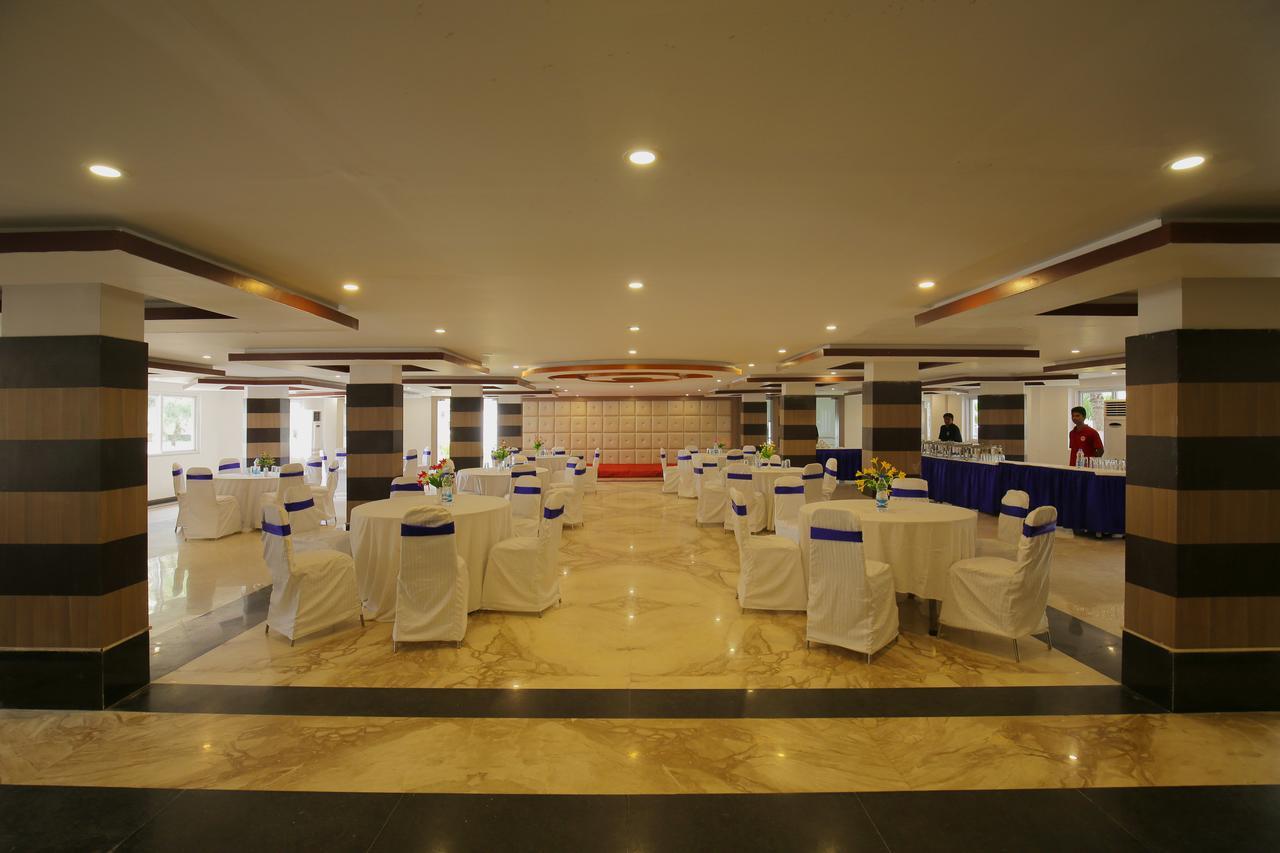 Hotel Balaji International Пурі Екстер'єр фото