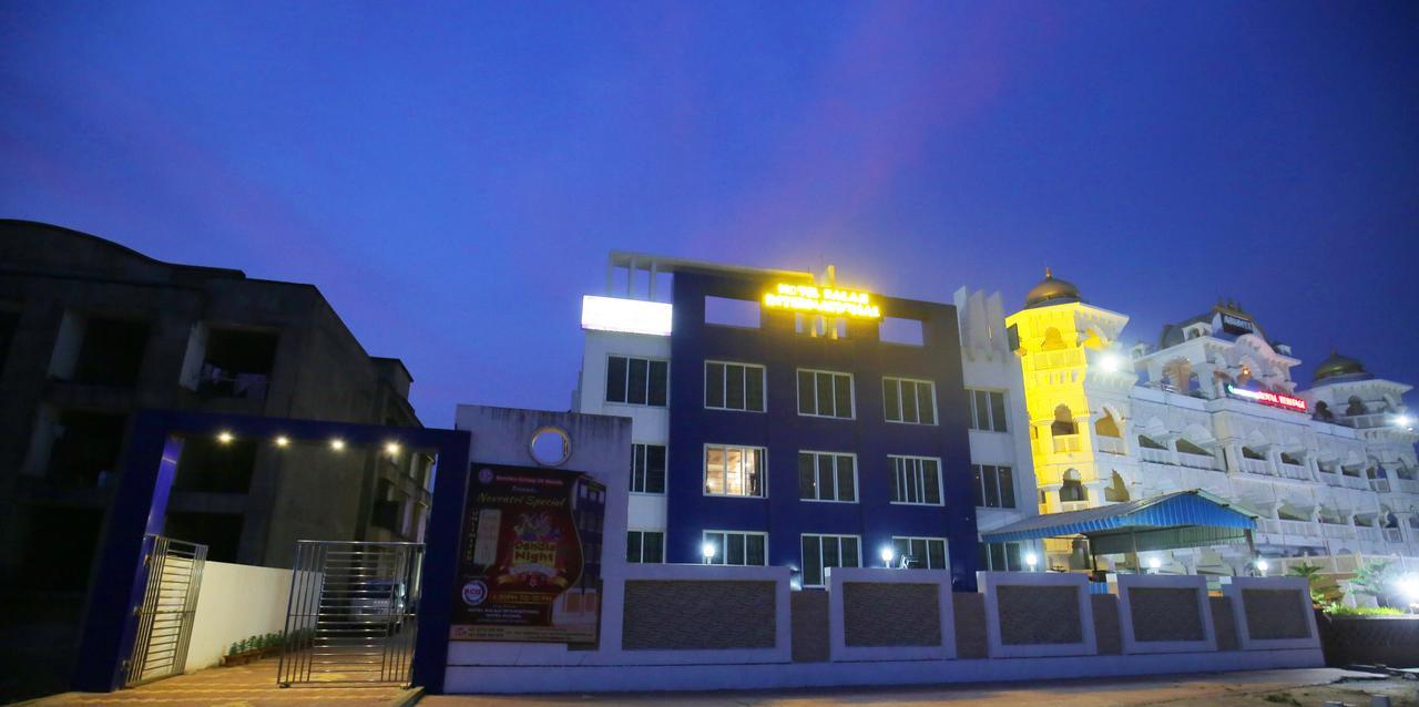 Hotel Balaji International Пурі Екстер'єр фото