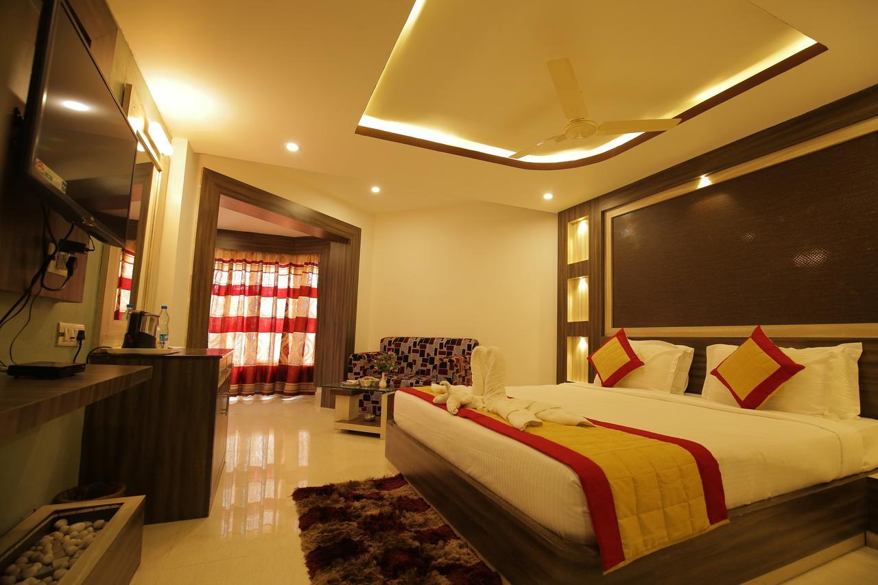 Hotel Balaji International Пурі Екстер'єр фото