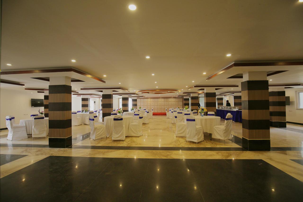 Hotel Balaji International Пурі Екстер'єр фото