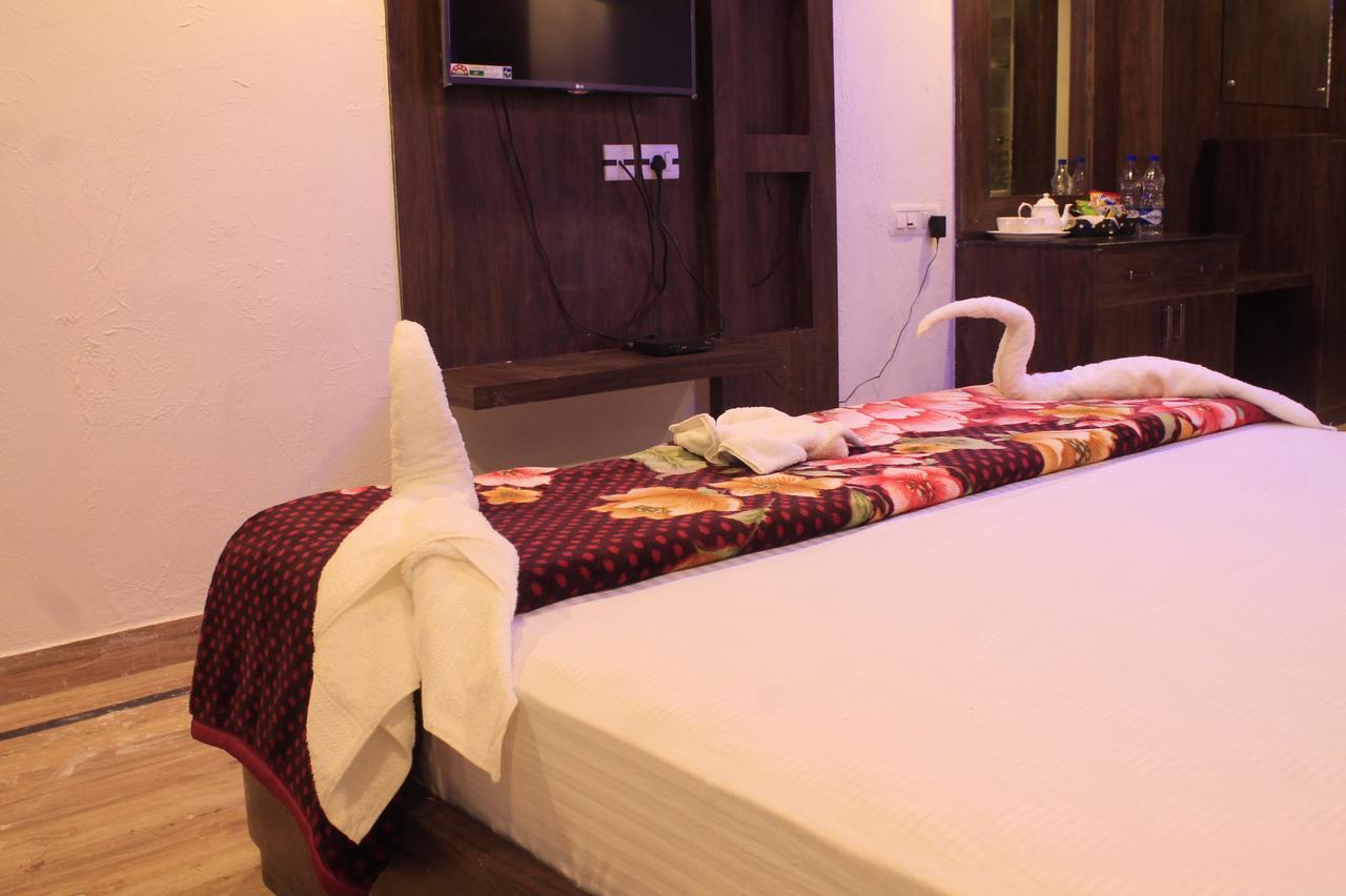 Hotel Balaji International Пурі Екстер'єр фото