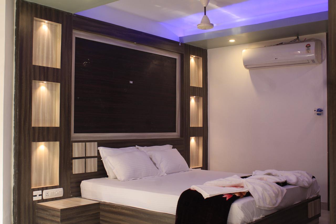 Hotel Balaji International Пурі Екстер'єр фото