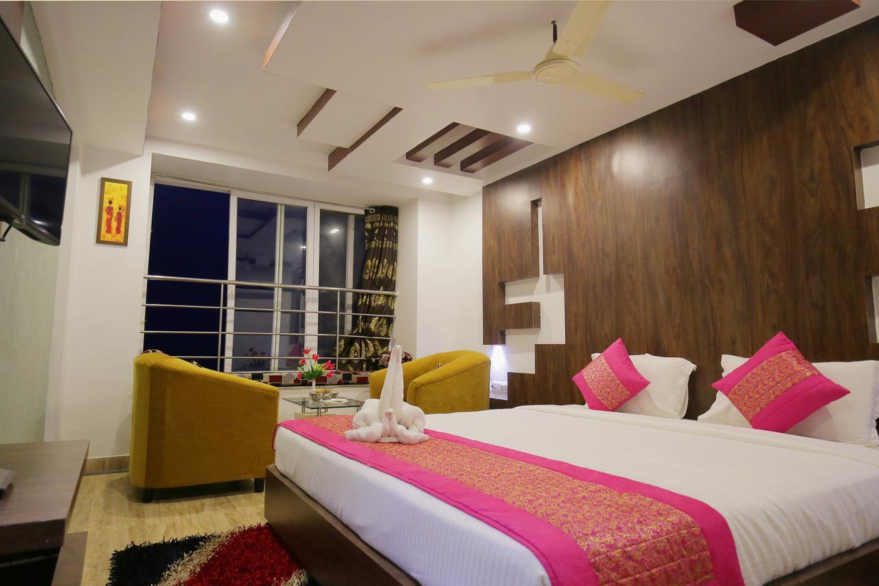 Hotel Balaji International Пурі Екстер'єр фото